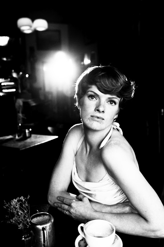 Anna Teresa, black and white image